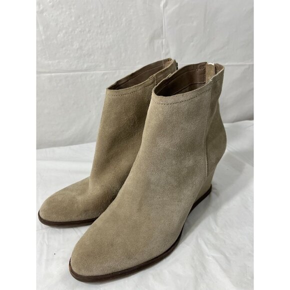 Dolce Vita  Suede Booties Zip Back Wedge Platform Comfort size 8.5 - Picture 1 of 16
